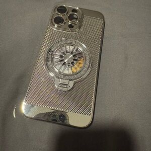 Silver Phone Case with a Spinning Center. For a 15 Pro Max